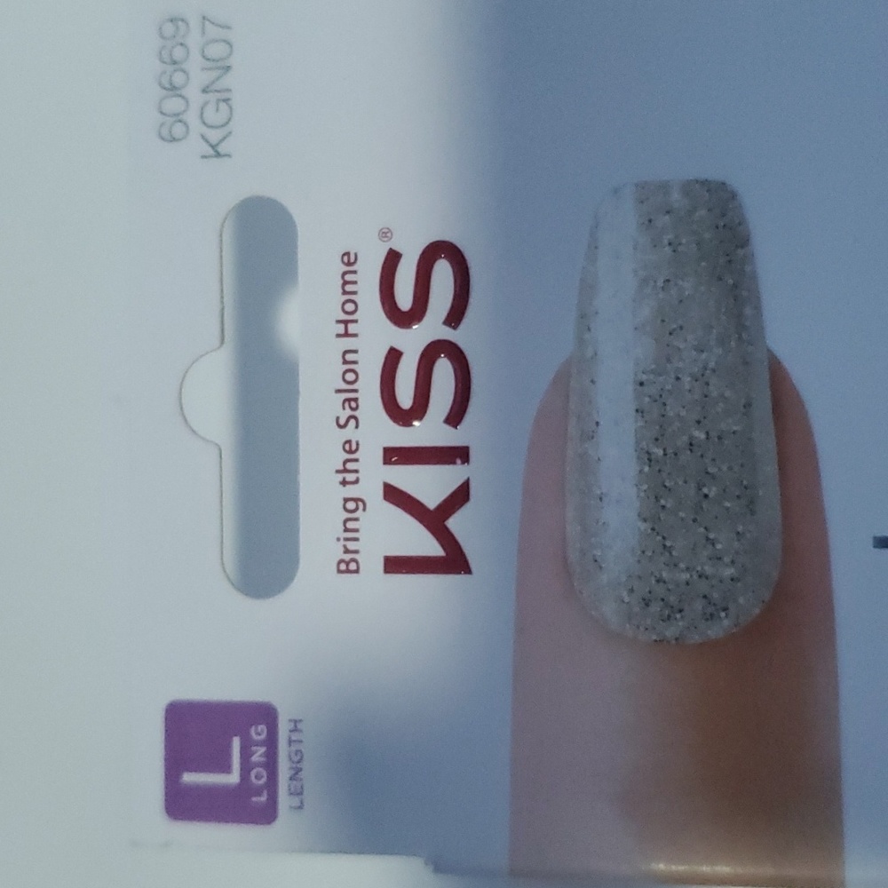 Nails - Picture 5 of 9